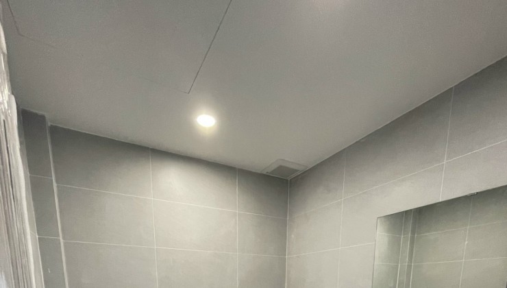 Cho thuê nhà mặt đường ngo 460 Khương Đình, Thanh Xuân, Hà Nội 60m2 , Mặt tiền 4,5m 8 triệu